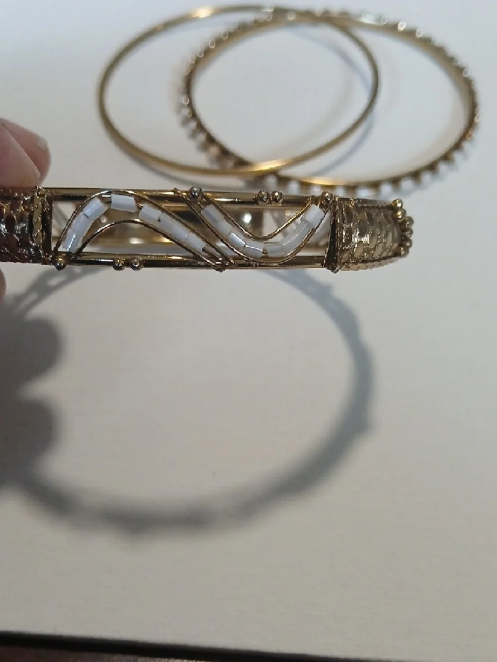 Boho Festival Gold-Tone Women's Bangle Bracelet Set with Coral & White Accents